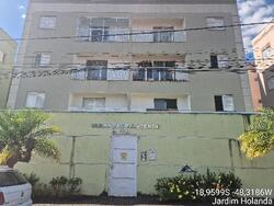 Apartamento - Área: 49,74 m² - 2 quarto(s), 1 banheiro(s), 1 vaga(s) - ALAMEDA NICOLAU DE OLIVEIRA CAMPOS, nº 110, Ap. 101, BOX 01, JARDIM HOLANDA, COND VARANDAS RESIDENCE - UBERLANDIA/MG - CEP: 38412859- MATRÍCULA: 150858