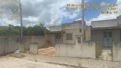 Casa - Área privativa: 54,38 m²Com 2 qt(s), 1 Banheiro(s), - Localizado(a): RUA A3, N. 111, AREA 07, QD P1-A3, MADRE ROSA, LOT SANTA CRUZ II - CARPINA/PE - CEP: 55000000 - N° IPTU: 1041680220001 - MATRÍCULA: 29985 - OFICIO: 1