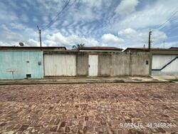 Casa - Área privativa: 80,98 m²Com 2 qt(s), 1 Banheiro(s), - Localizado(a): RUA SAO FRANCISCO, N. SN, , LOT BRANDAO - BOM JESUS/PI - CEP: 64900000 - N° IPTU: 0 - MATRÍCULA: 4386 - OFICIO: 1