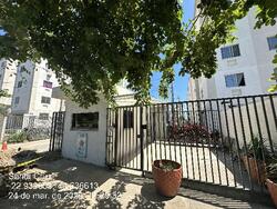 Apartamento - Área privativa: 40,54 m²Com 2 qt(s), 1 Banheiro(s), - Localizado(a): ESTRADA SANTA EUGENIA, N. 2800, Apto. 205, BL 02 LT 02, , JARDIM HIBISCO - RIO DE JANEIRO/RJ - CEP: 23575001 - N° IPTU: 34523340 - MATRÍCULA: 262717 - OFICIO: 4