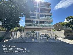 Apartamento - Área privativa: 107 m²Com 3 qt(s), 2 Banheiro(s), 1 Vaga na Garagem - Localizado(a): RUA POCOS DE CALDAS, N. 248, Apto. 301, VILA VALQUEIRE, - RIO DE JANEIRO/RJ - CEP: 21321570 - N° IPTU: 3187999-2 - MATRÍCULA: 228055 - OFICIO: 8