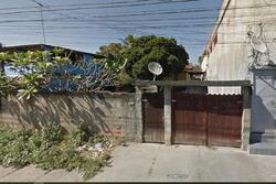 Casa - Área privativa: 143,03 m²Com 3 qt(s), 1 Banheiro(s), - Localizado(a): RUA SAFIRA QUADRA, N. 534, QD 84N LT 05, JARDIM CATARINA, - SAO GONCALO/RJ - CEP: 24715530 - N° IPTU: 335043 - MATRÍCULA: 66405 - OFICIO: 3