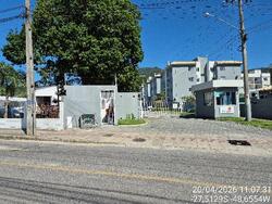 Apartamento - Área: 57,97 m² - 2 quarto(s), 1 banheiro(s), 1 vaga(s) - RUA JULIO TEODORO MARTINS, nº 1830, Ap. 103, BL A BOX 03, FUNDOS, RES BIGUACU GARDEN I - BIGUACU/SC - CEP: 88161330- MATRÍCULA: 34916